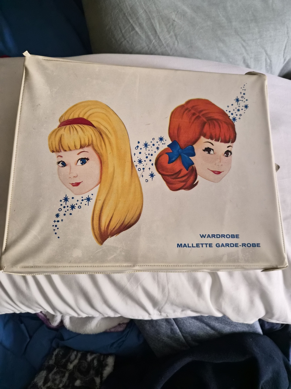 Vintage 1960s Mattel Canadian bilingual Doll Case